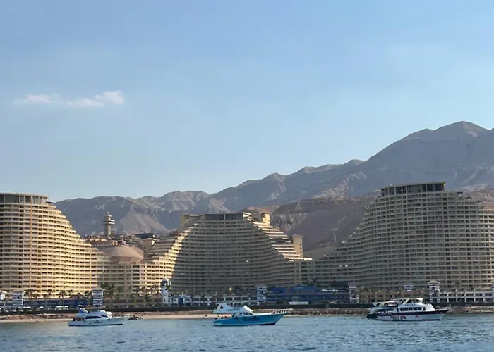 Porto Sokhna Pyramids Apartment's With Sea View شقة